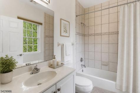 18 Todd Street Hillsborough NJ 08844