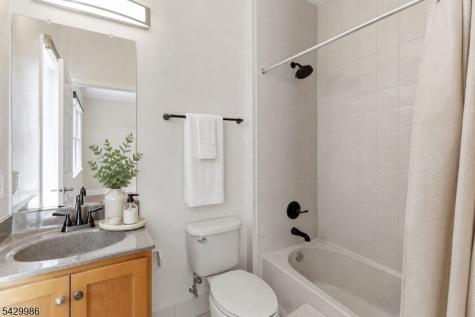 18 Todd Street Hillsborough NJ 08844