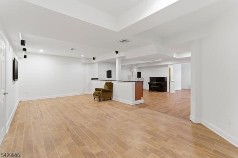 18 Todd Street Hillsborough NJ 08844