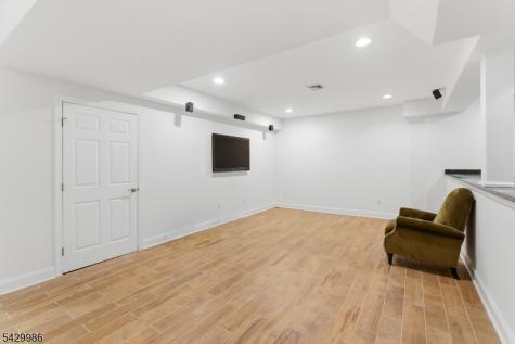 18 Todd Street Hillsborough NJ 08844