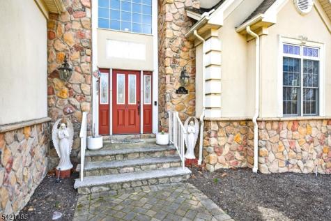 6 Hunter Drive Mount Olive NJ 07828