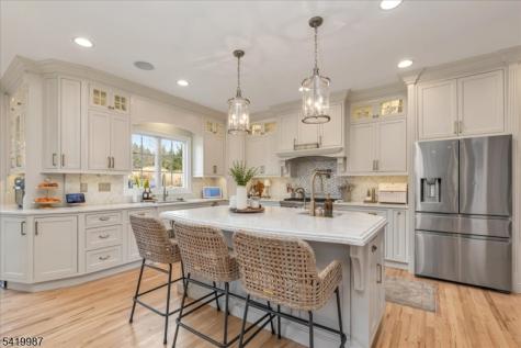 38 Still Hollow Road Tewksbury NJ 08833