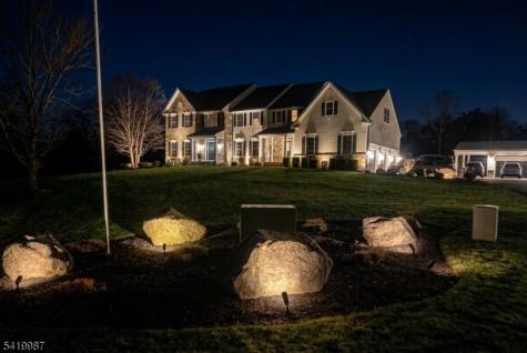 38 Still Hollow Road Tewksbury NJ 08833