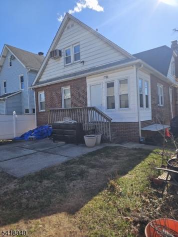 836 Summit Street Linden NJ 07036