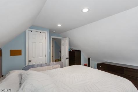 34 Decker Road Wanaque NJ 07420