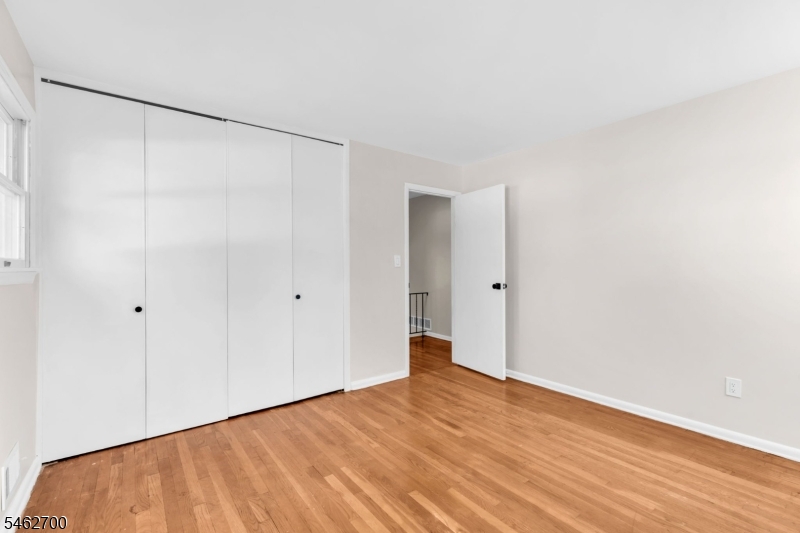 102 Avonridge Road Raritan NJ 08869