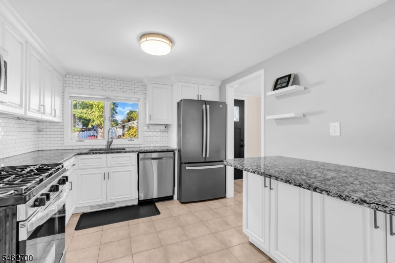 102 Avonridge Road Raritan NJ 08869