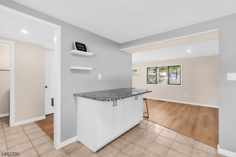 102 Avonridge Road Raritan NJ 08869