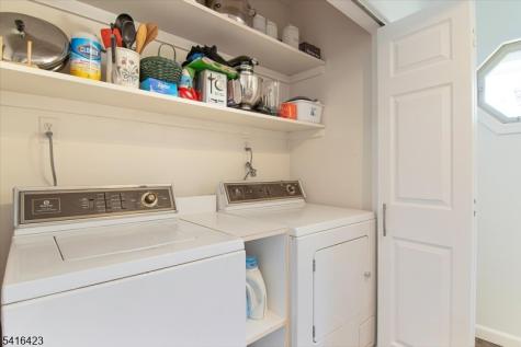 69 S Mountain Avenue Cedar Grove NJ 07009