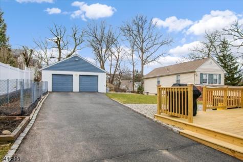 69 S Mountain Avenue Cedar Grove NJ 07009