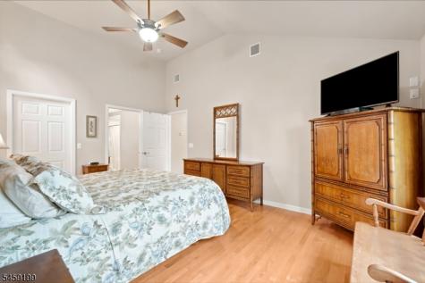 14 Daria Drive Pequannock NJ 07440