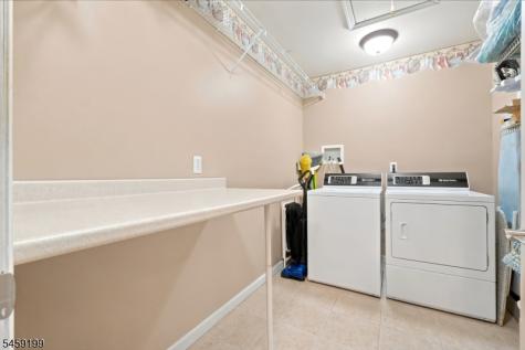 14 Daria Drive Pequannock NJ 07440