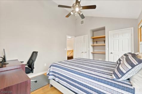 14 Daria Drive Pequannock NJ 07440