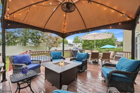 14 Daria Drive Pequannock NJ 07440