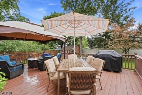 14 Daria Drive Pequannock NJ 07440