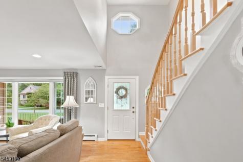 14 Daria Drive Pequannock NJ 07440