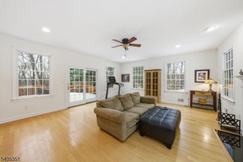 20 Sleepy Hollow Road Denville NJ 07834