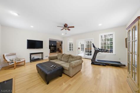 20 Sleepy Hollow Road Denville NJ 07834