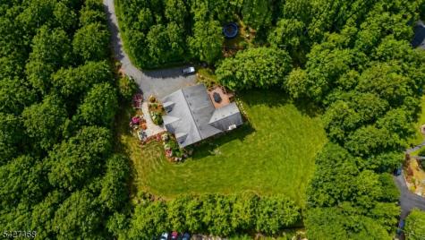 20 Sleepy Hollow Road Denville NJ 07834