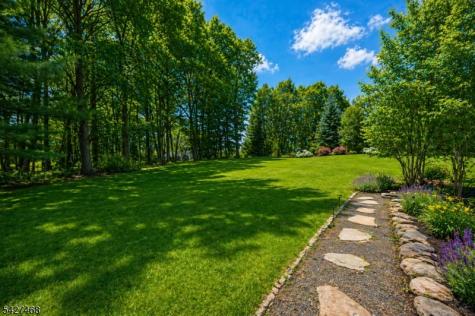 20 Sleepy Hollow Road Denville NJ 07834