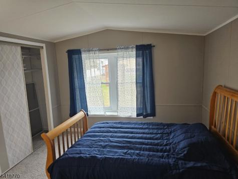 10 Clover White NJ 07823