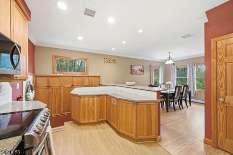 219 Snake Den Road Bloomingdale NJ 07465