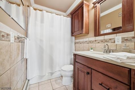 219 Snake Den Road Bloomingdale NJ 07465