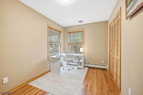 219 Snake Den Road Bloomingdale NJ 07465