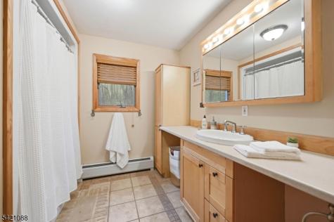219 Snake Den Road Bloomingdale NJ 07465