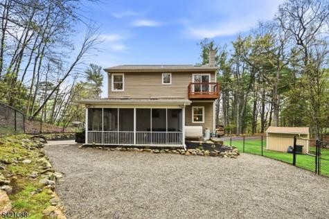 219 Snake Den Road Bloomingdale NJ 07465