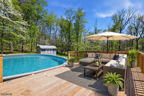 11 Victoria Crossing Road Knowlton NJ 07832