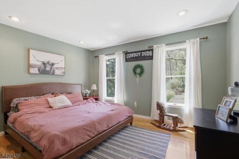 11 Victoria Crossing Road Knowlton NJ 07832