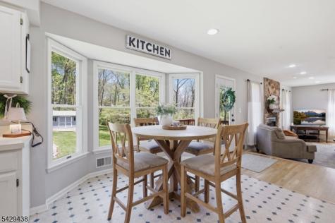 11 Victoria Crossing Road Knowlton NJ 07832