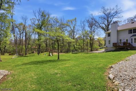 11 Victoria Crossing Road Knowlton NJ 07832