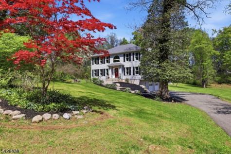 11 Victoria Crossing Road Knowlton NJ 07832