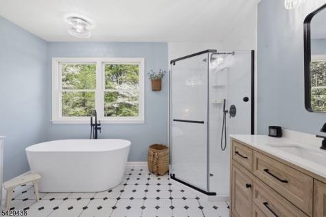 11 Victoria Crossing Road Knowlton NJ 07832