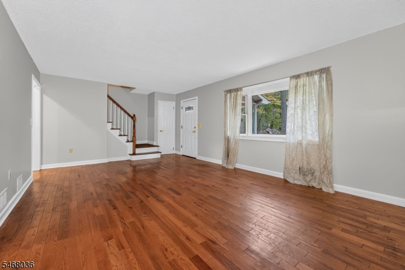 43 Potterstown Road Clinton NJ 08833