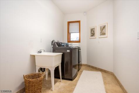 43 Bradford Avenue Montclair NJ 07043