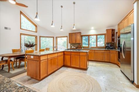 43 Bradford Avenue Montclair NJ 07043