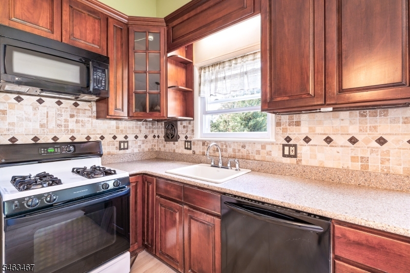 233 Henry Court North Plainfield NJ 07060