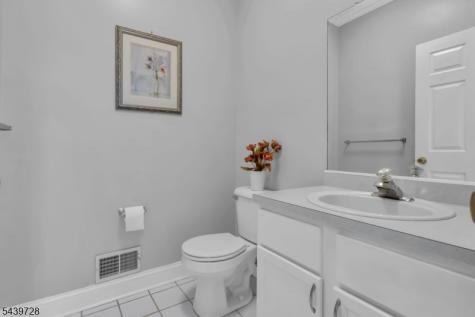 17 Okeefe Road Bridgewater NJ 08807