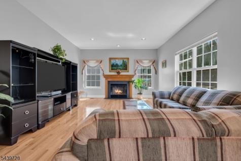 17 Okeefe Road Bridgewater NJ 08807