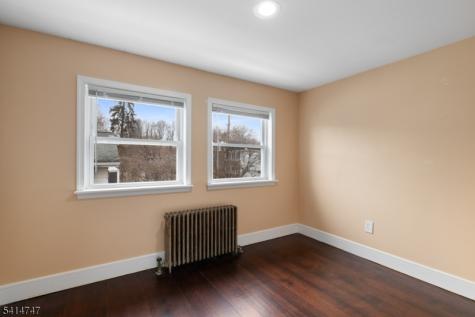 19 Adams Street Belvidere NJ 07823