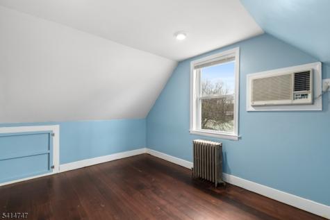 19 Adams Street Belvidere NJ 07823