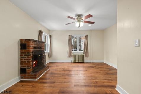 19 Adams Street Belvidere NJ 07823
