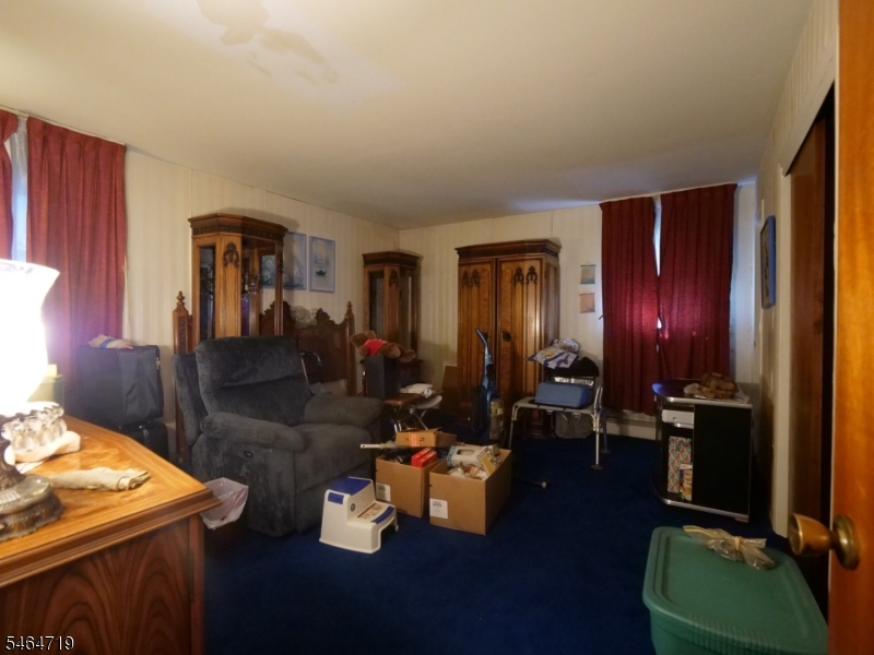 1 Arthur Street Roselle NJ 07203