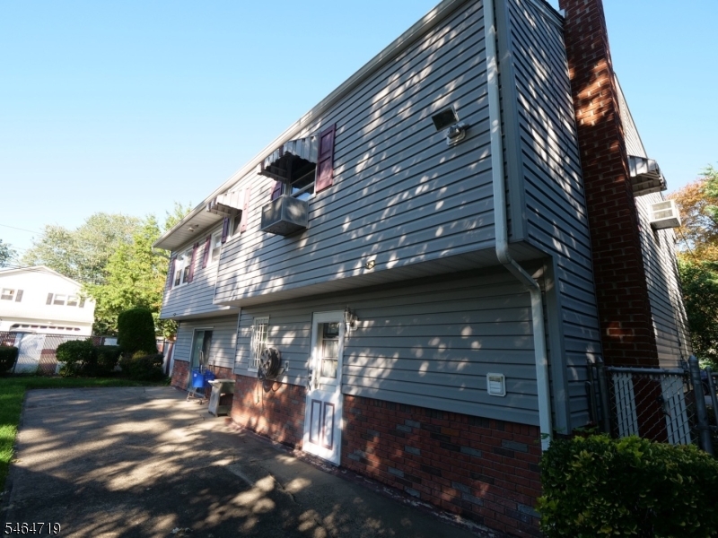 1 Arthur Street Roselle NJ 07203