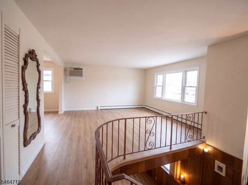1 Arthur Street Roselle NJ 07203