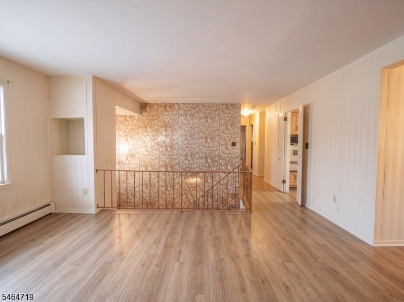 1 Arthur Street Roselle NJ 07203