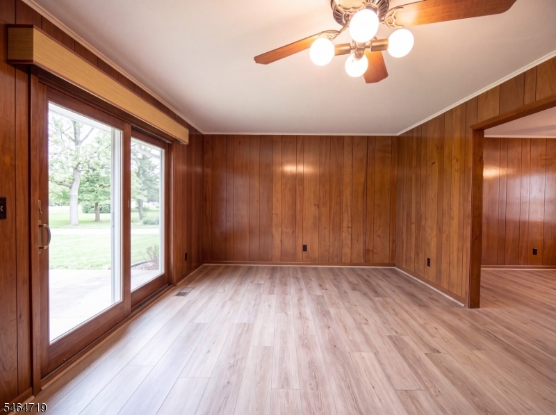 1 Arthur Street Roselle NJ 07203